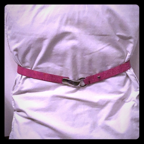 💋Betsey Johnson💋Pink Belt - Picture 1 of 3